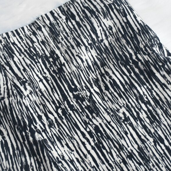 Slim Factor by Investments Ponte Knit Ankle Length Slim Size Large - Picture 4 of 4